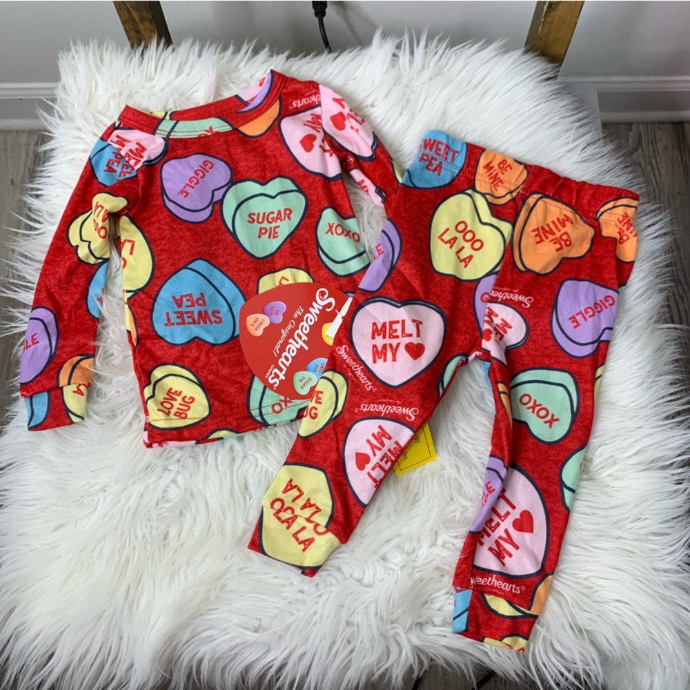 Sweetheart Clothing Red and Multicolor Kids Pajamas